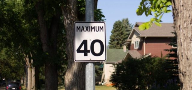 Edmonton’s default speed limit moves to 40 km/h on Aug. 6