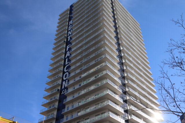 Downtown as home: Falcon Tower